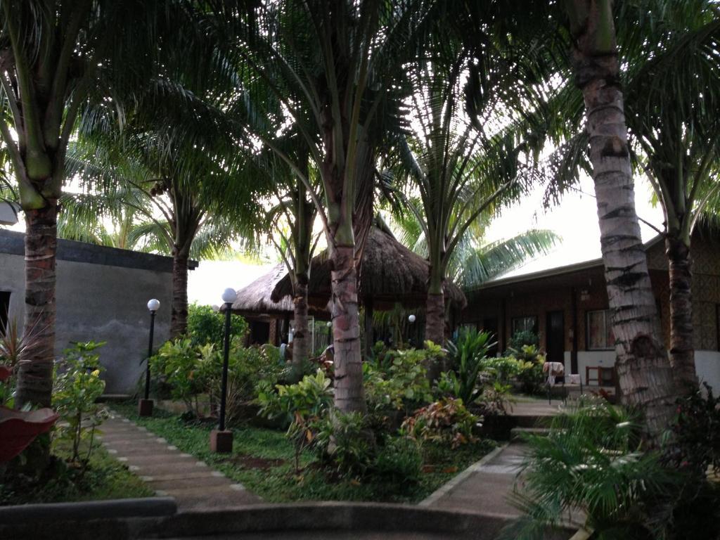 Paragayo Resort Tawala  Exterior photo